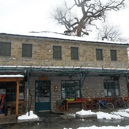 Guest house Lakis 3*